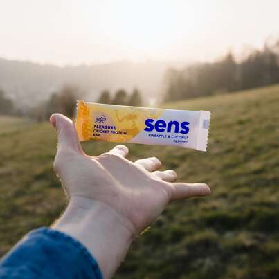 SENS Pleasure Proteinriegel mit Grillenmehl - Ananas &amp; Kokosnuss, A-Nr.: 5948614 - 02