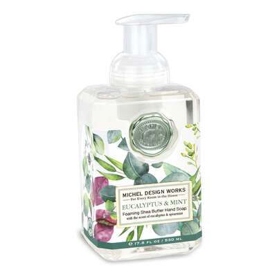 Sie sehen eine Packung Michel Design Works Seifenschaum Eucalyptus Mint, Produktbild: 01 Michel Design Works Seifenschaum Eucalyptus Mint, A-Nr.: 5863131 - 01